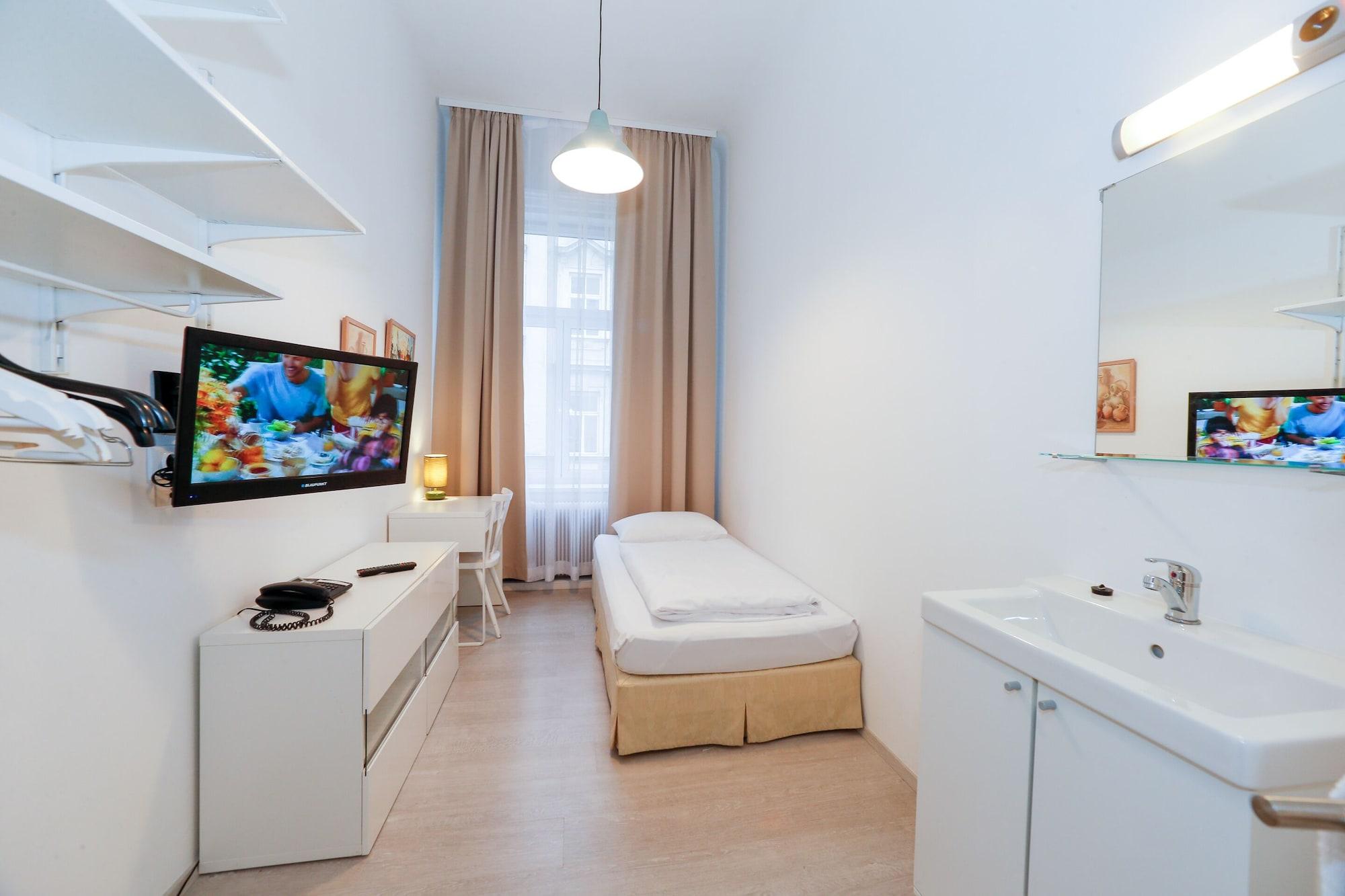 Timeout City Hotel, 5 Min To City Center, Self Check In Vienna Exterior photo