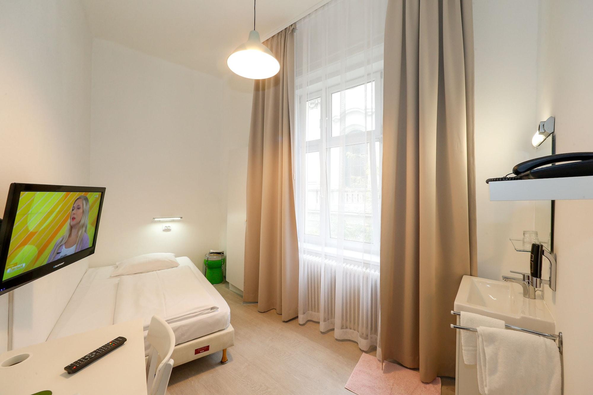 Timeout City Hotel, 5 Min To City Center, Self Check In Vienna Exterior photo