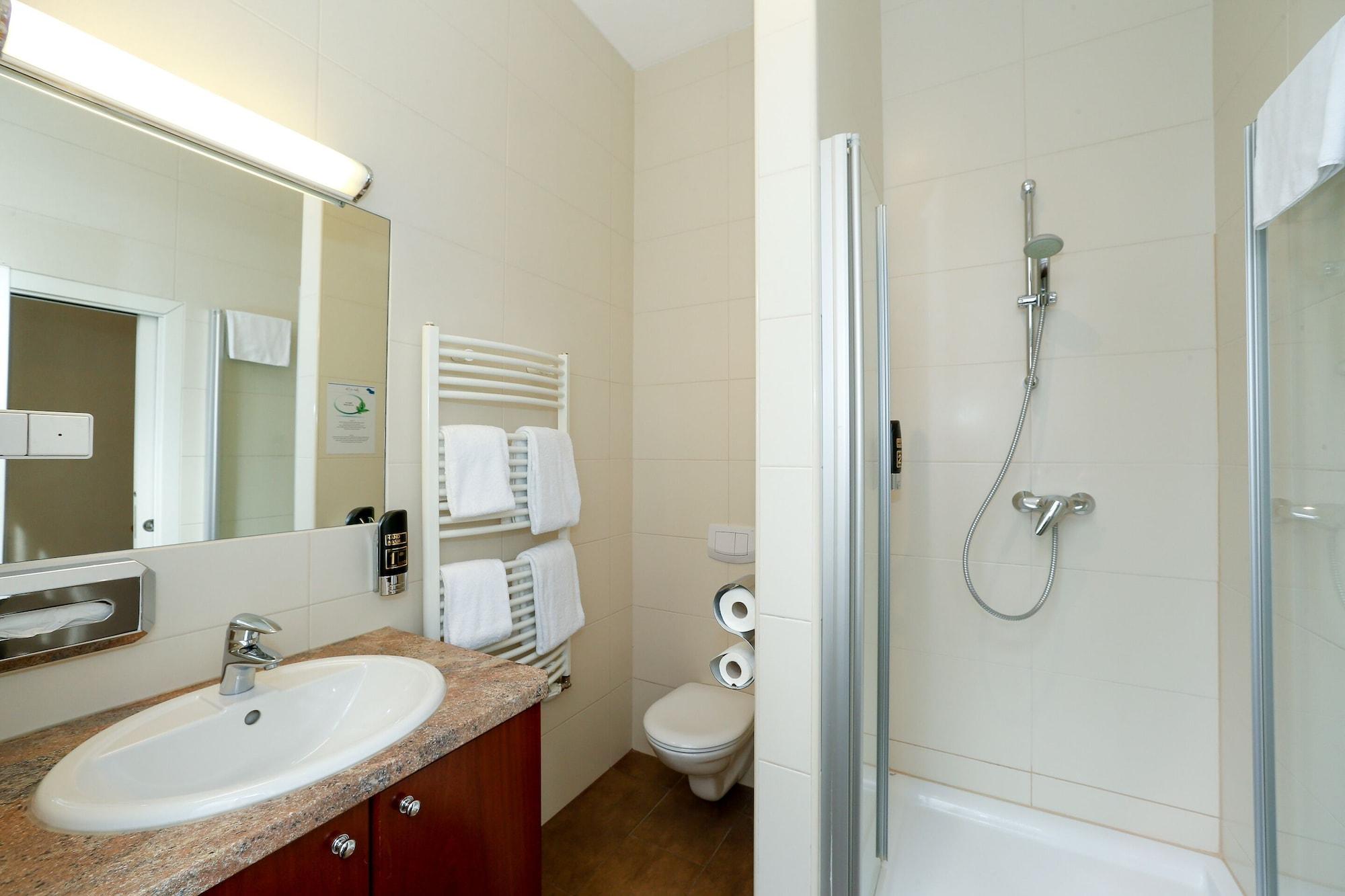 Timeout City Hotel, 5 Min To City Center, Self Check In Vienna Exterior photo
